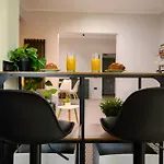 Kiseleff Flat *