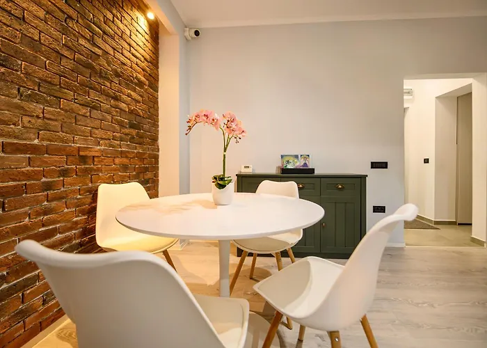 Kiseleff Flat شقة *