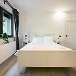 Kiseleff Flat