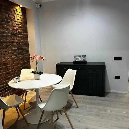 Apartment Kiseleff Flat - 2br, Family-friendly, Free Parking Bucharest