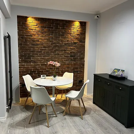 Kiseleff Flat - 2br, Family-friendly, Free Parking Bucharest