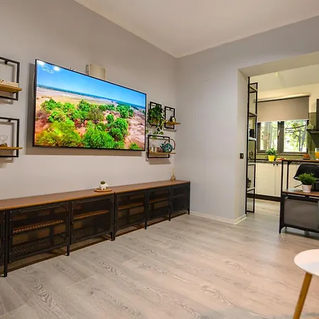 Kiseleff Flat - 2br, Family-friendly, Free Parking Bucharest